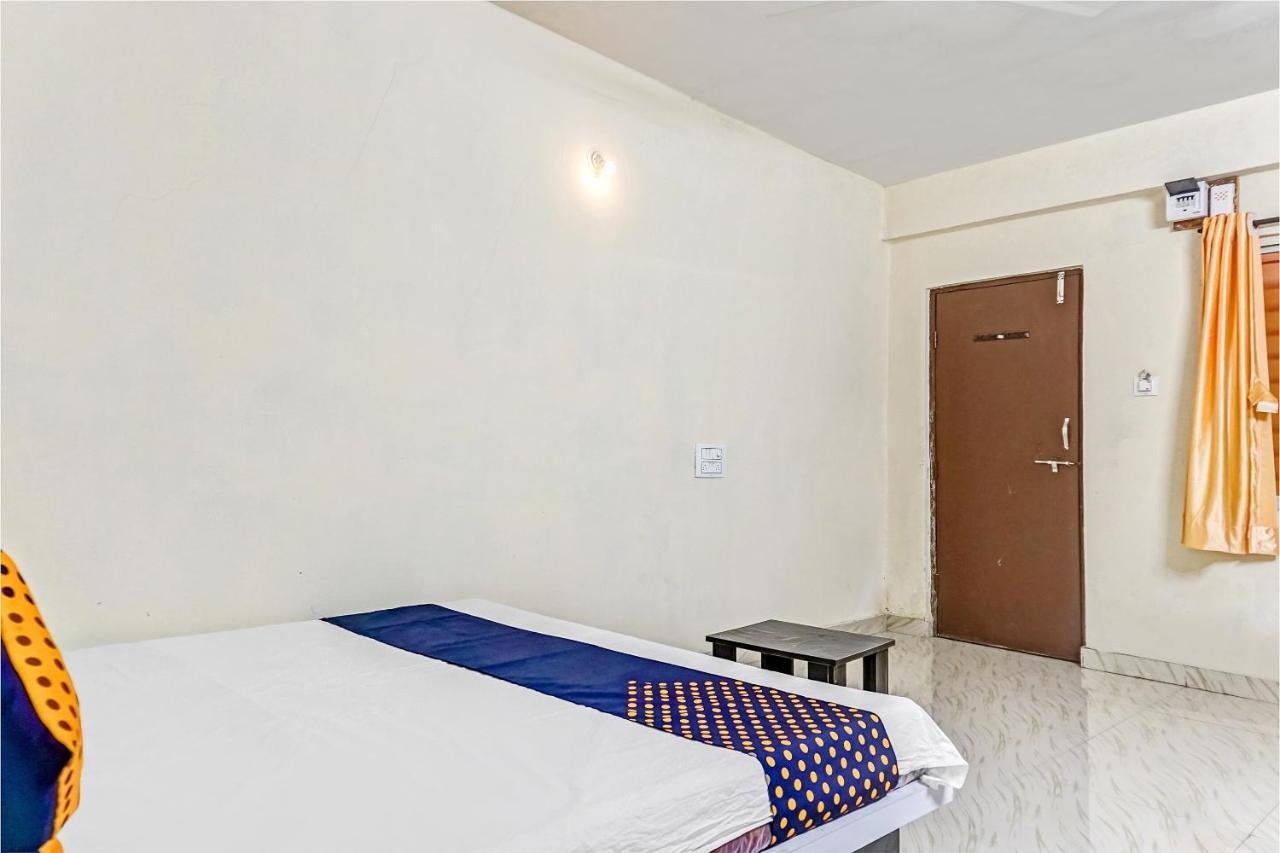 Spot On 81689 New Saiba Lodging Pune Exterior photo